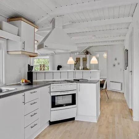Holiday home 3 Bedroom Awesome In Broager